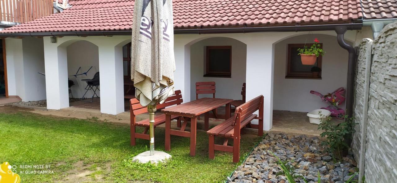 Apartmany Natalie Dvory nad Luznici Exterior foto